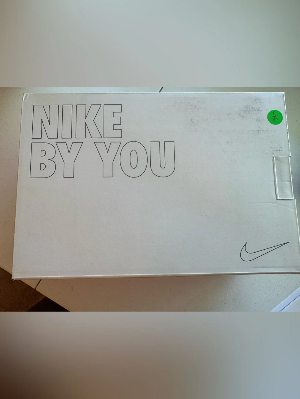 Nike ID Dunk Low, Black/White Gum. Size 8M/9.5W. Brand New/Tried-on.